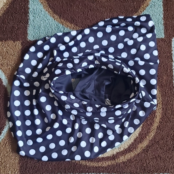 CVG Skirt/skort/shorts, polka dot, size Large - Picture 5 of 7